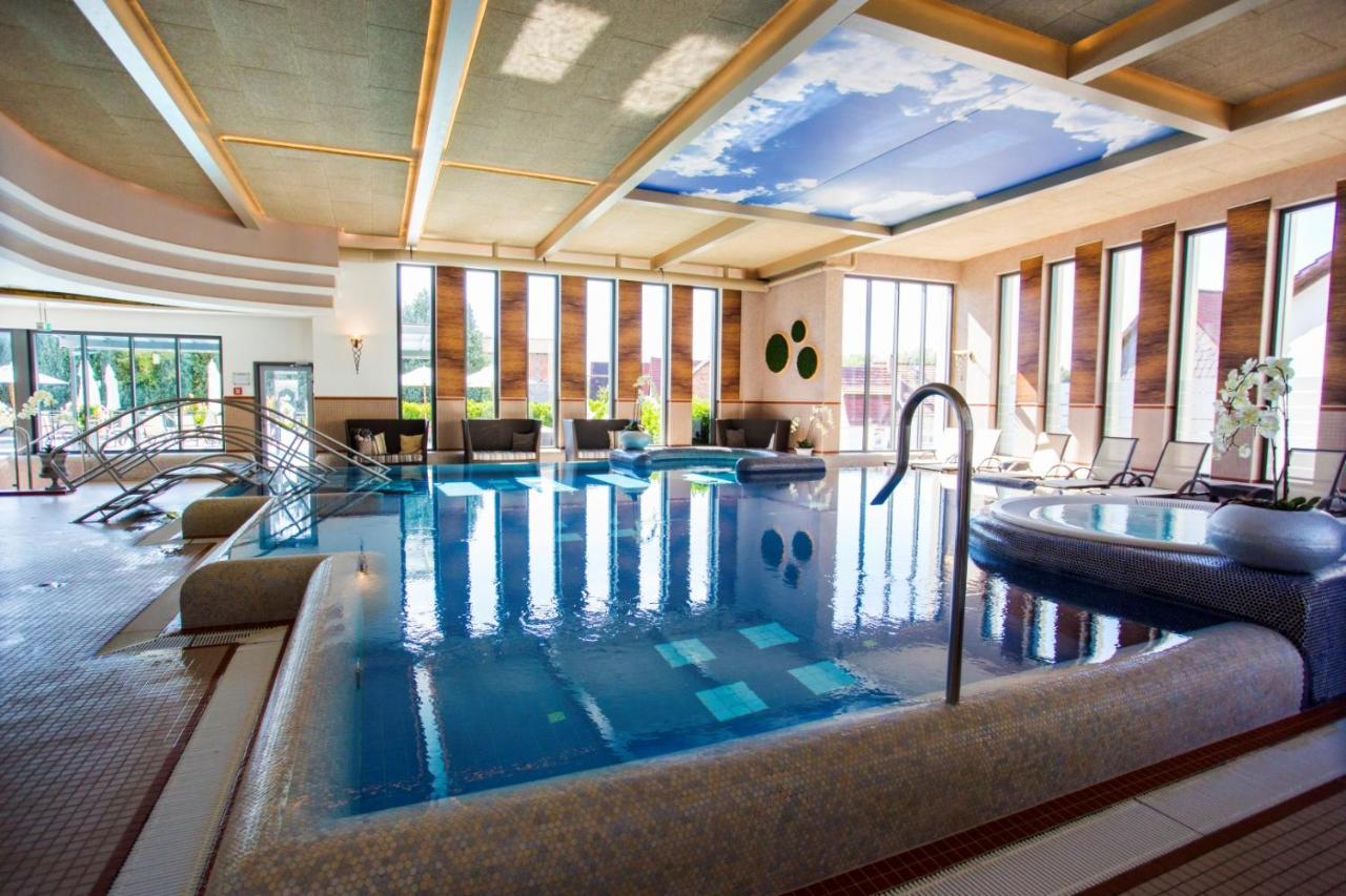 Goebels Schlosshotel "Prinz Von Hessen" Фридевальд Экстерьер фото